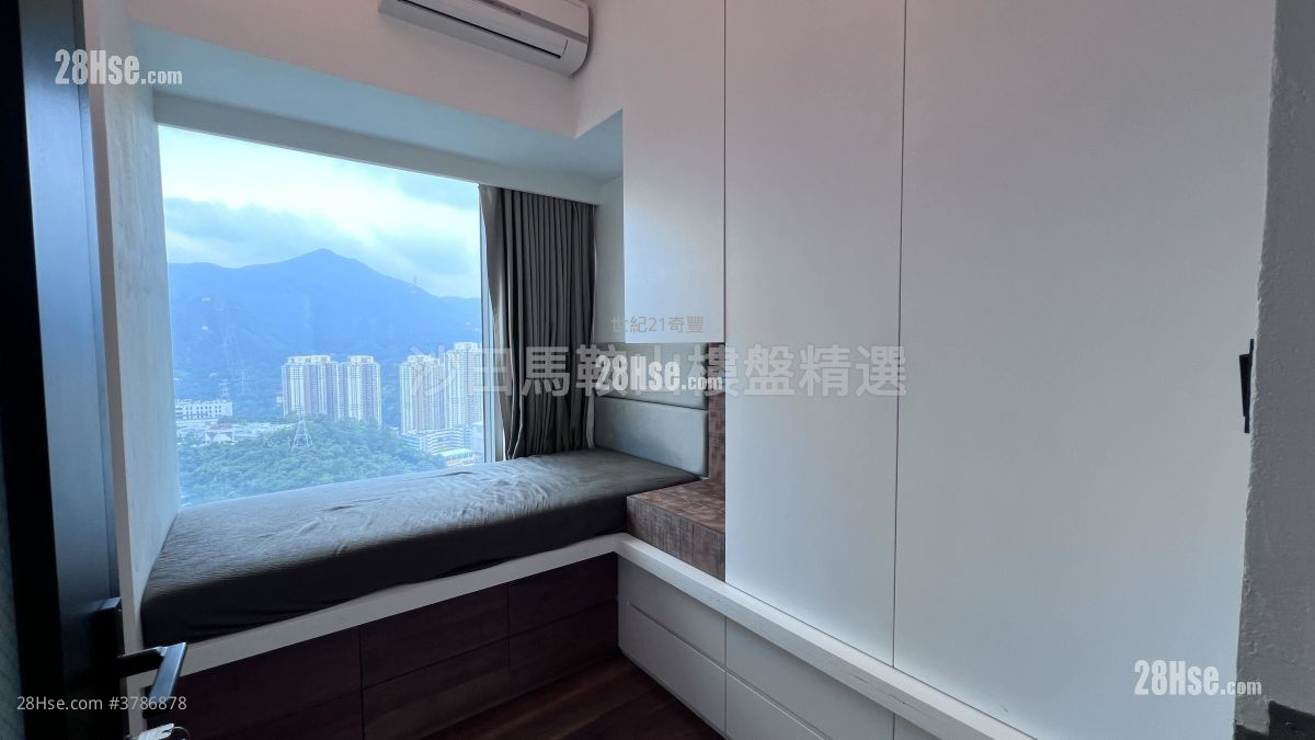 Festival City Sell 3 Bedrooms , 2 Bathrooms 785 ft²