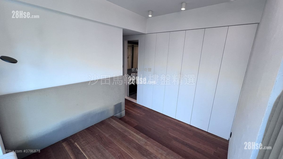 Festival City Sell 3 Bedrooms , 2 Bathrooms 785 ft²