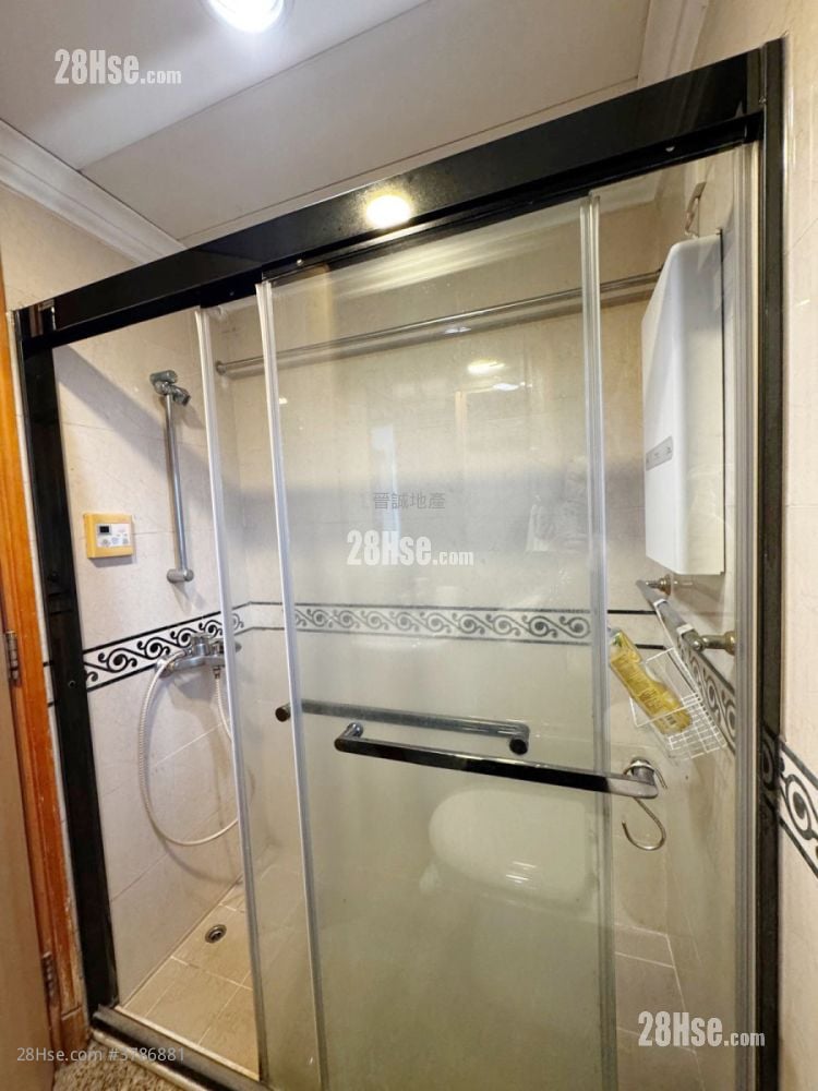 爱琴海岸 售盘 3 房 , 2 浴室 811 平方尺