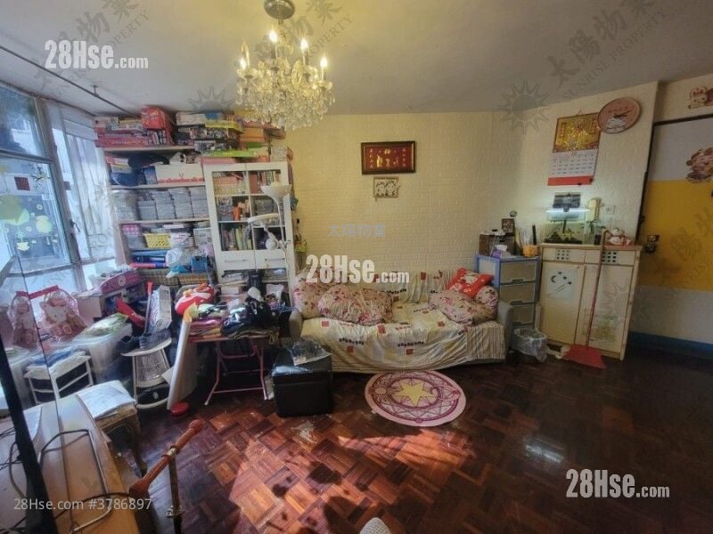 Whampoa Garden Sell 3 Bedrooms 777 ft²