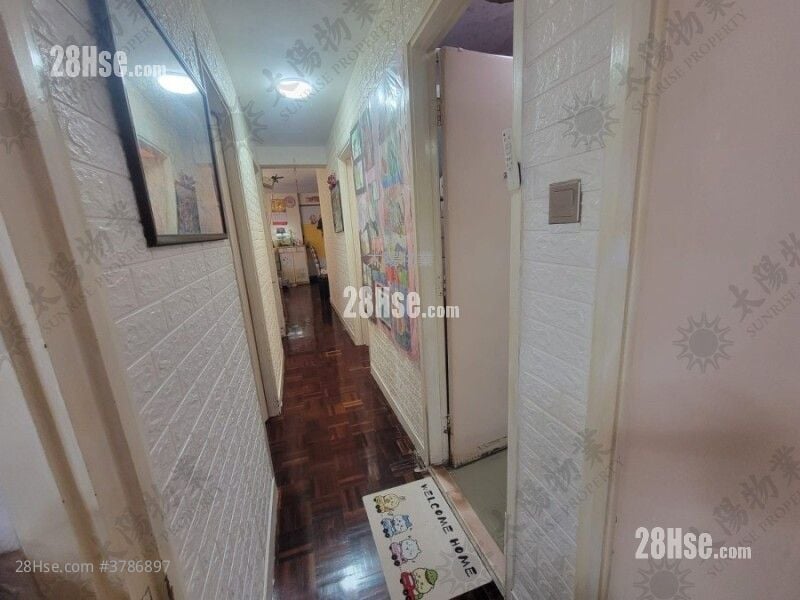 Whampoa Garden Sell 3 Bedrooms 777 ft²