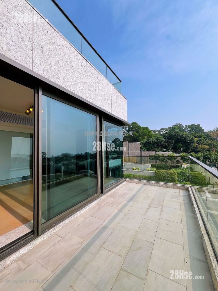 Peak Castle Sell 4 Bedrooms , 4 Bathrooms 3,357 ft²