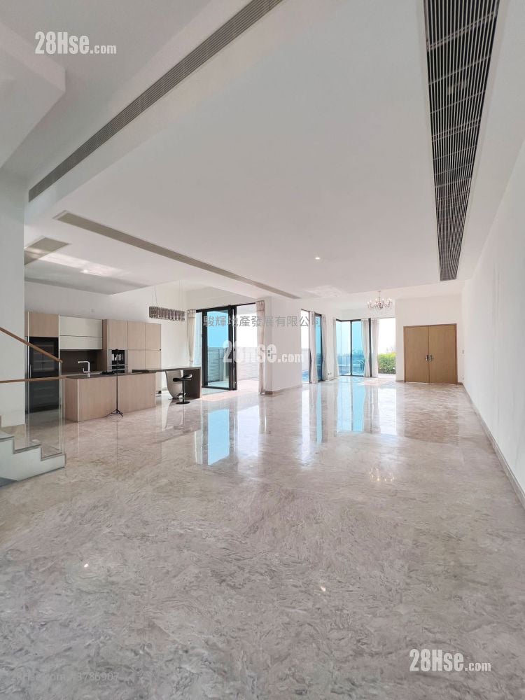 Peak Castle Sell 4 Bedrooms , 4 Bathrooms 3,357 ft²