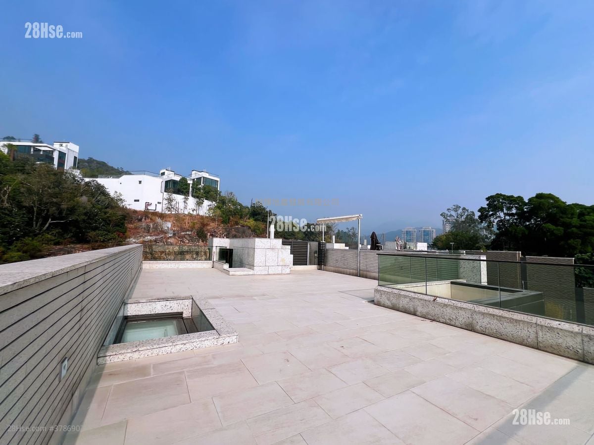 Peak Castle Sell 4 Bedrooms , 4 Bathrooms 3,357 ft²