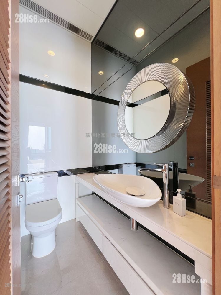 Peak Castle Sell 4 Bedrooms , 4 Bathrooms 3,357 ft²