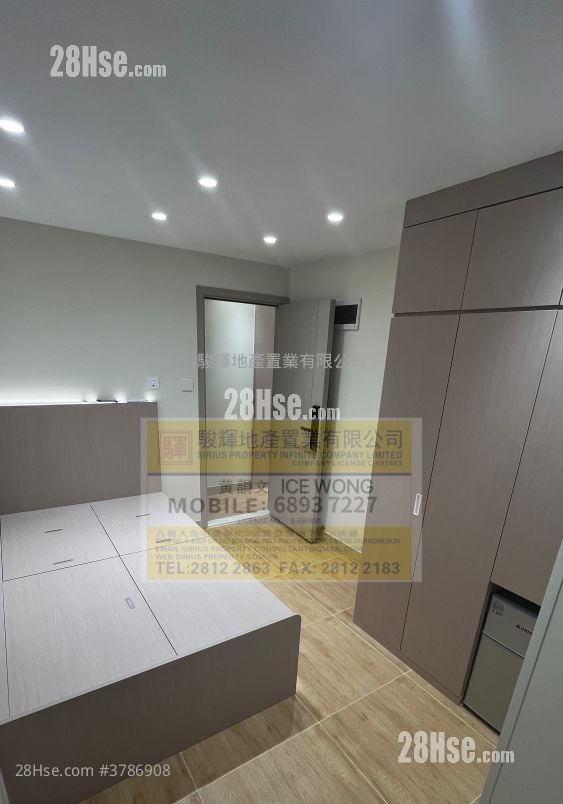 文苑楼 租盘 180 平方尺