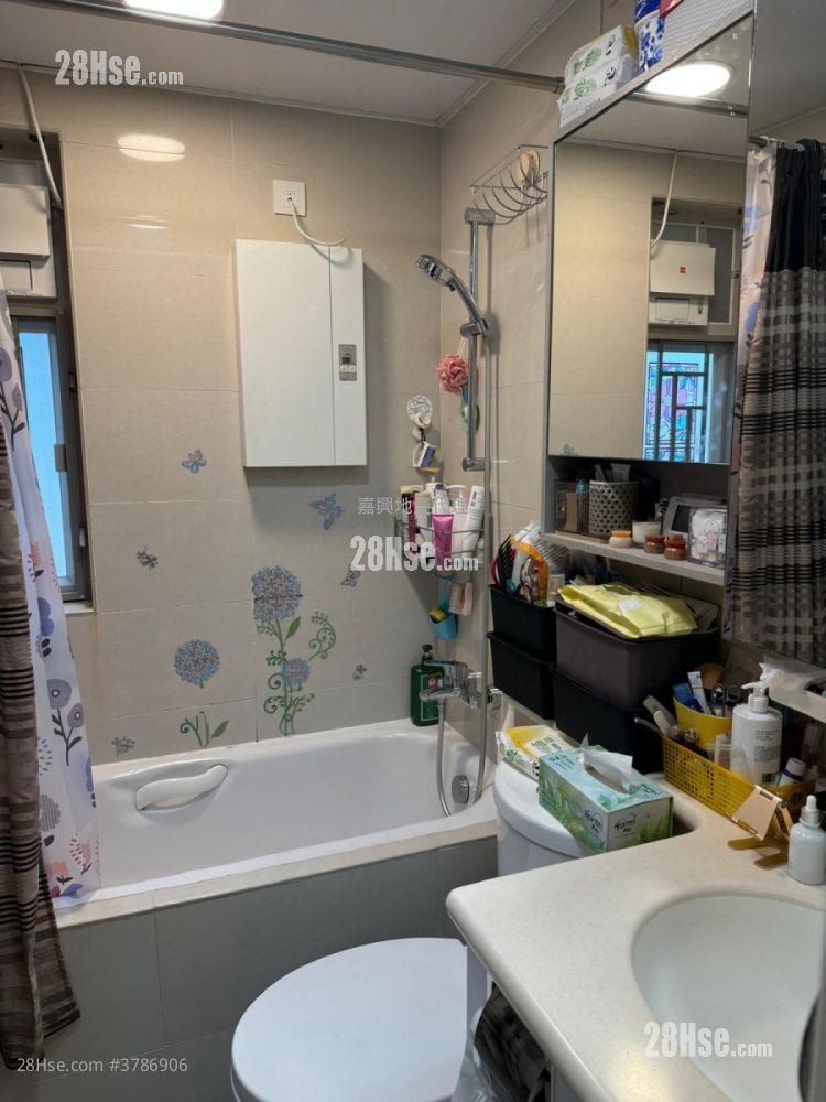 Richmond Villa Sell 3 Bedrooms , 3 Bathrooms