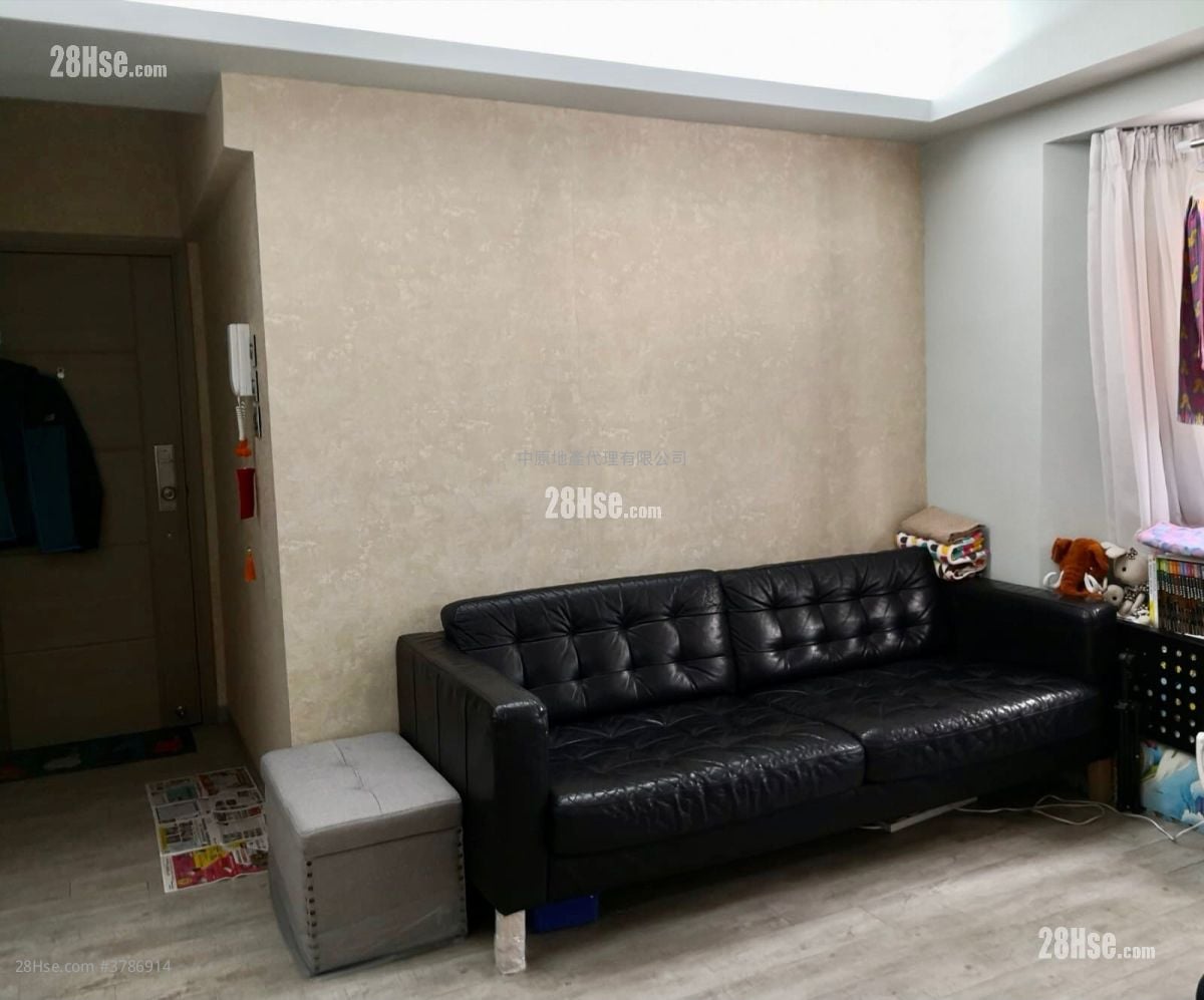 新达广场 租盘 489 平方尺