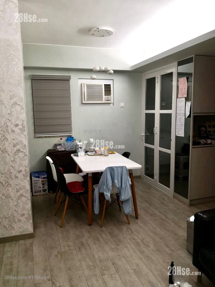 新达广场 租盘 489 平方尺