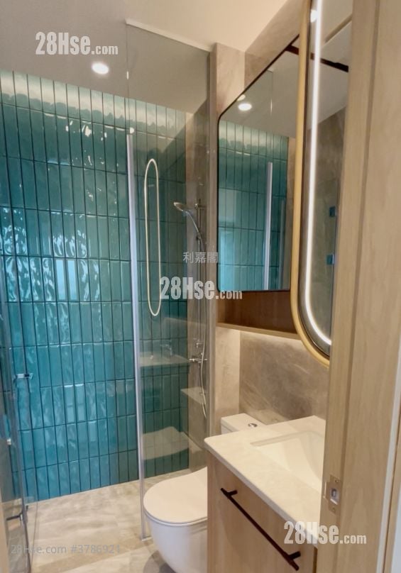 Hava Sell 2 Bedrooms , 1 Bathroom 377 ft²