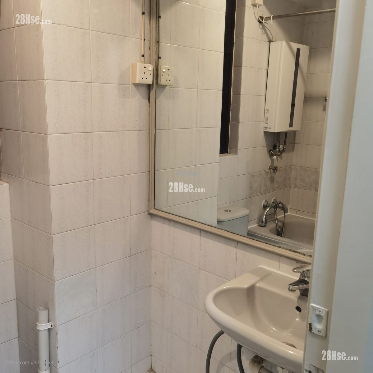 骏发花园 租盘 2 房 , 1 浴室 478 平方尺