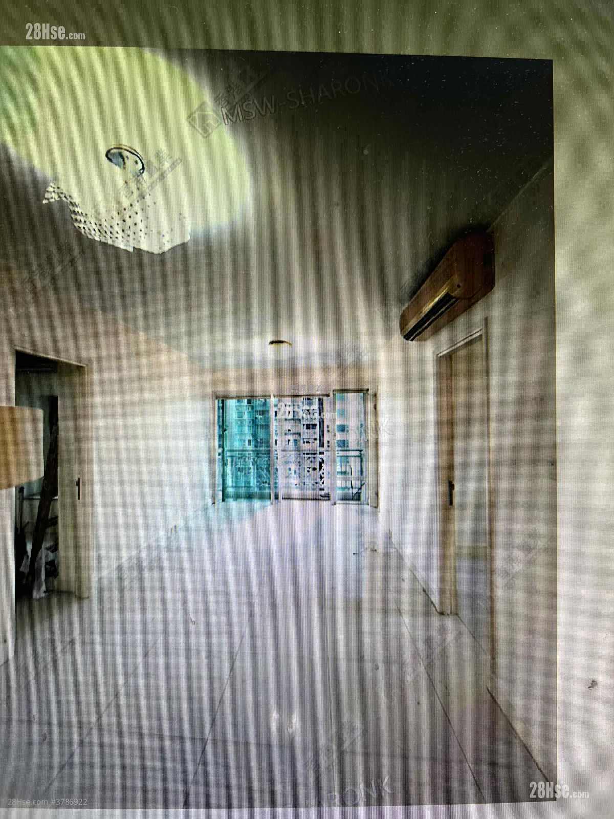 城中駅 售盘 3 房 , 1 浴室 594 平方尺