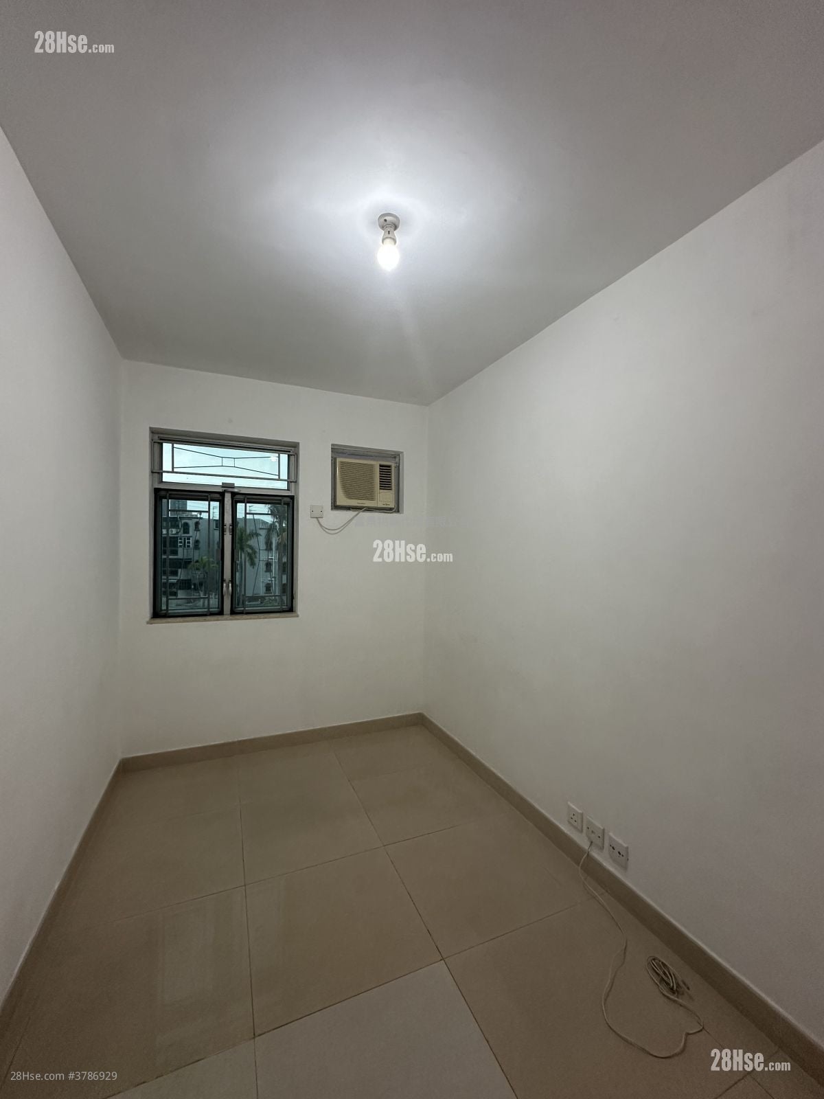 村屋 租盘 3 房 , 1 浴室 653 平方尺