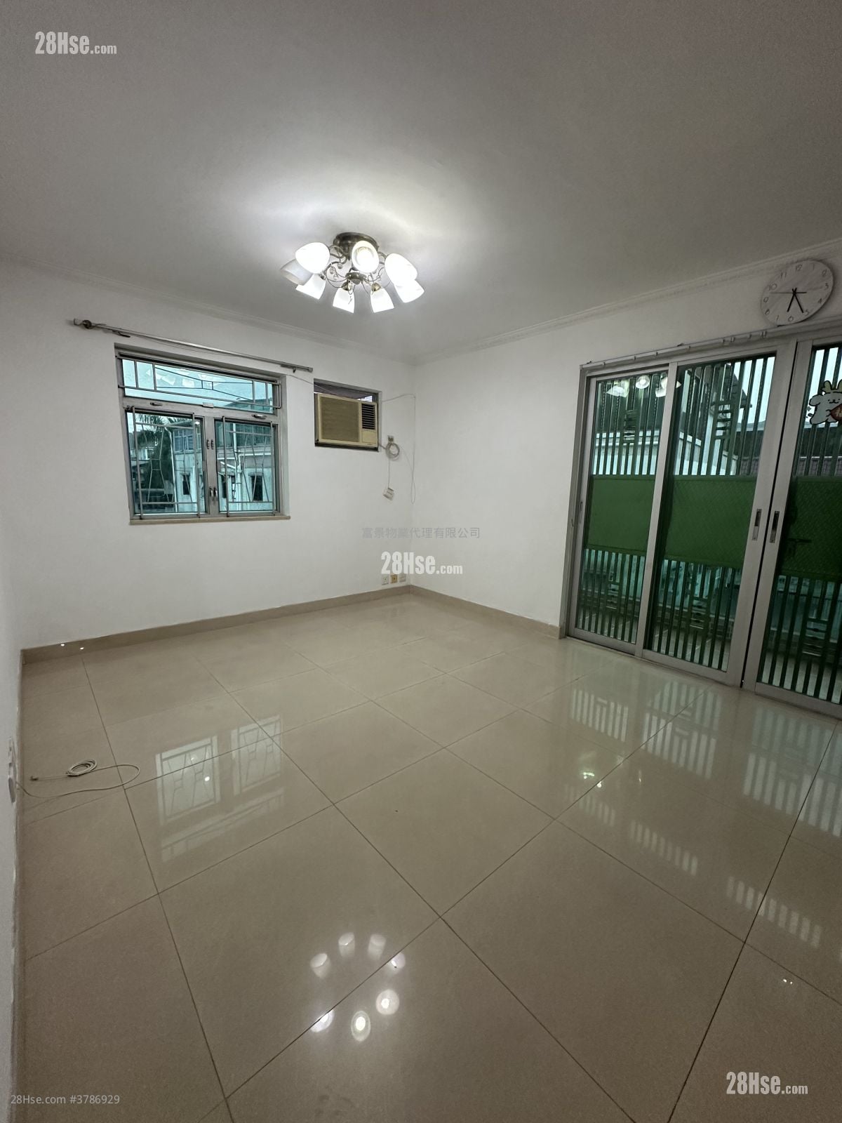 村屋 租盘 3 房 , 1 浴室 653 平方尺