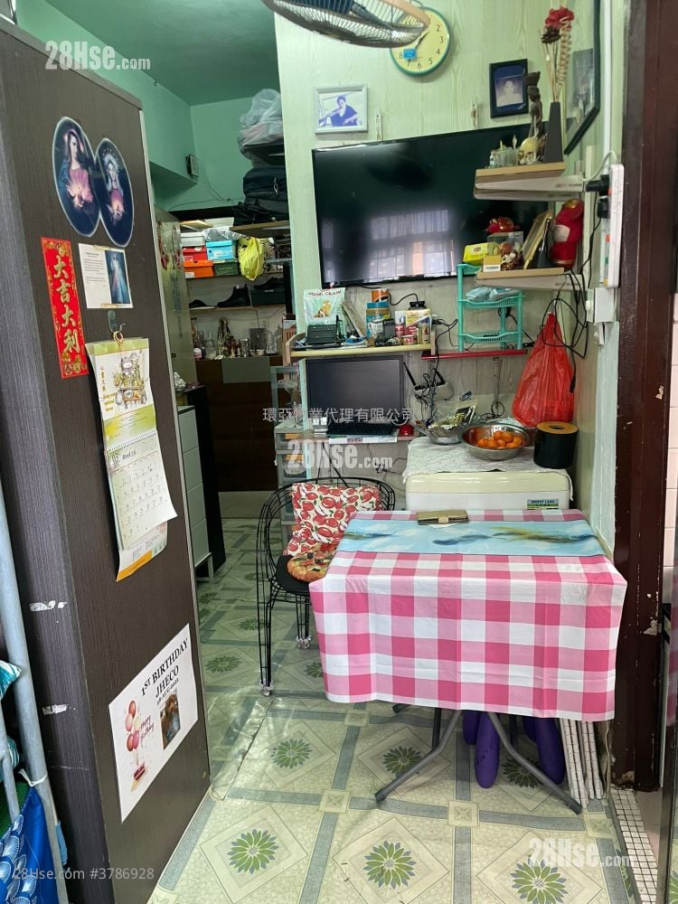 美新楼 售盘 2 房 , 1 浴室 328 平方尺