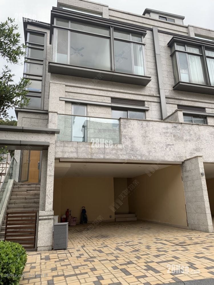 building outlook: The Green Sell 3 Bedrooms , 4 Bathrooms 2,039 ft²