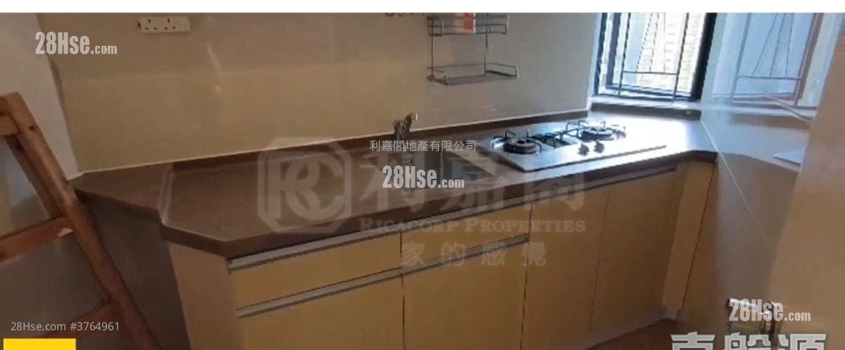 康怡花园 售盘 2 房 , 1 浴室 461 平方尺