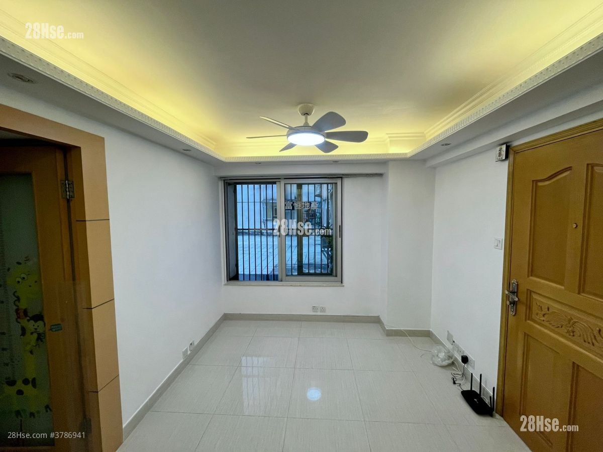 红磡湾中心 售盘 3 房 , 1 浴室 477 平方尺