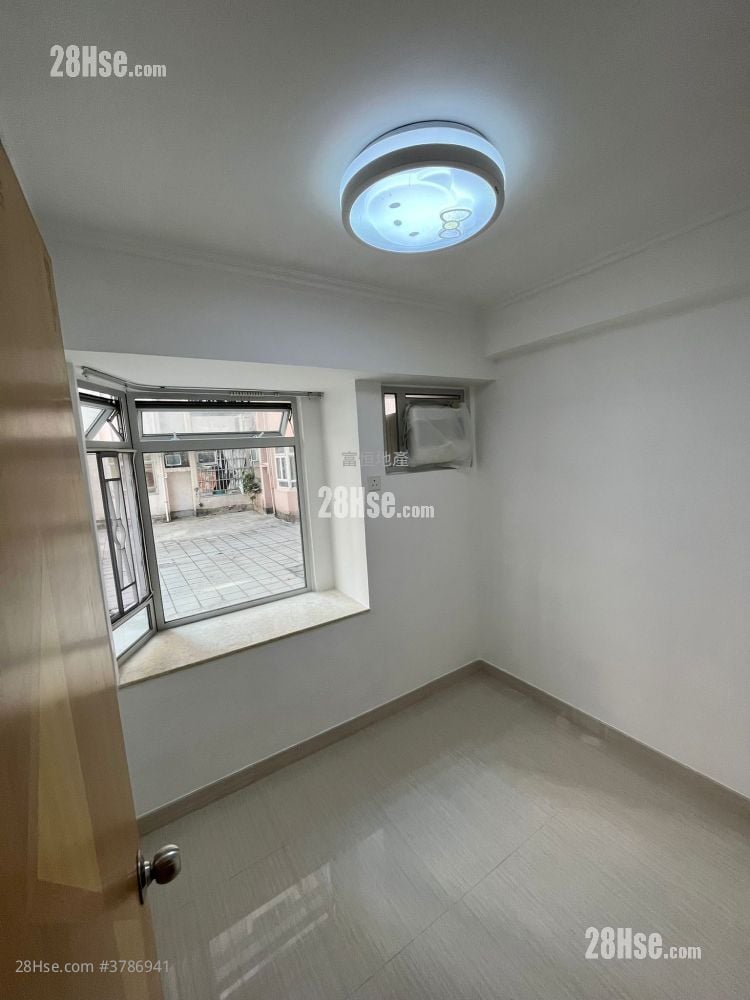 红磡湾中心 售盘 3 房 , 1 浴室 477 平方尺