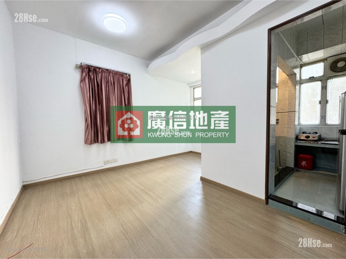 Shun King Building Sell Studio , 1 Bathroom 222 ft²