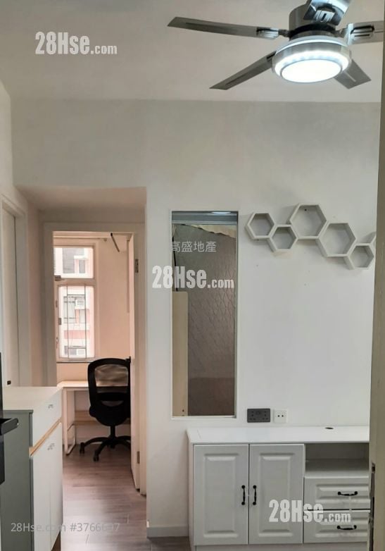 Sun Wan House Sell 294 ft²