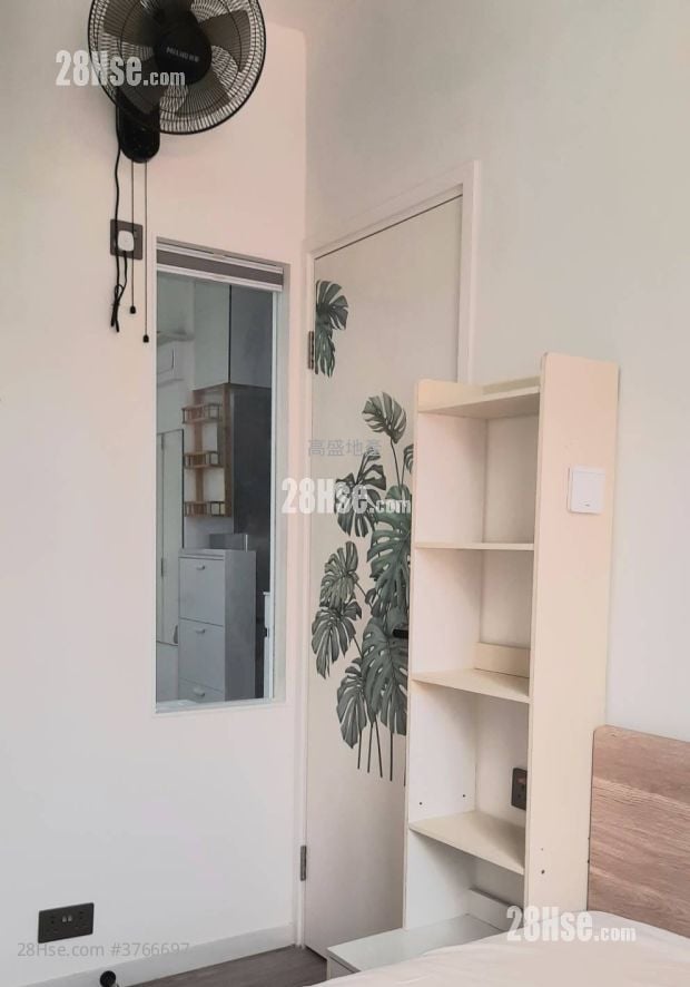 Sun Wan House Sell 294 ft²