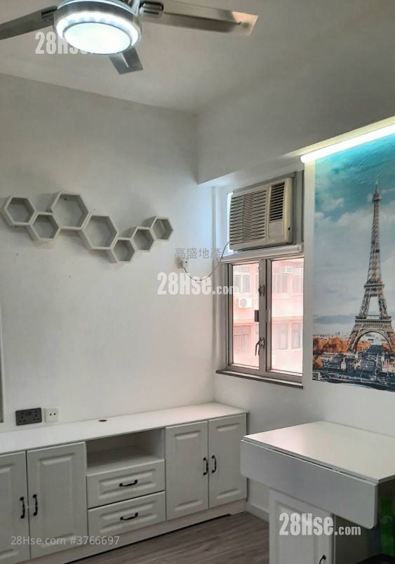 Sun Wan House Sell 294 ft²