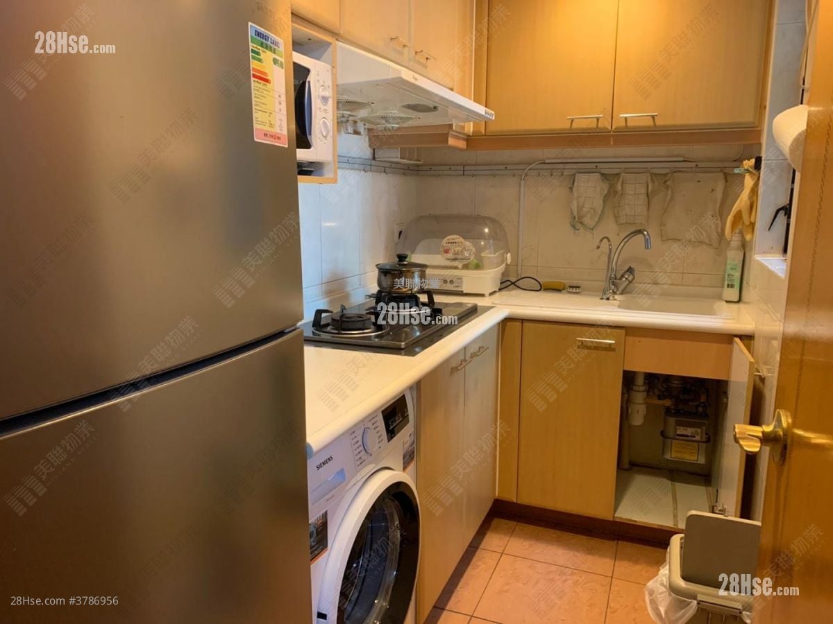 海欣花园 售盘 2 房 , 1 浴室 491 平方尺