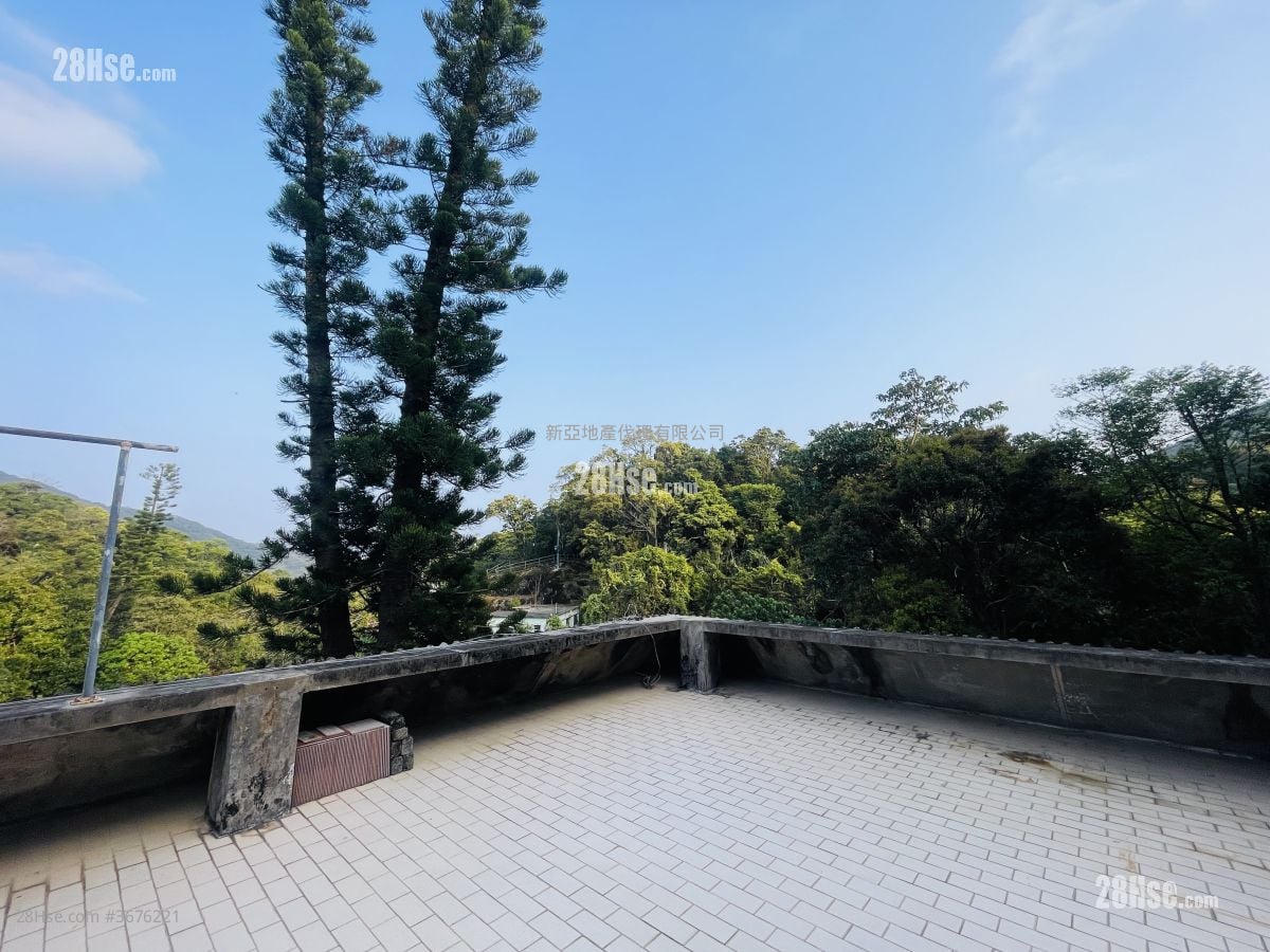 Village House Sell 2 Bedrooms , 1 Bathroom