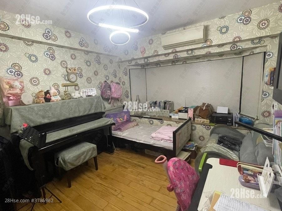 Belair Gardens Sell 3 Bedrooms , 2 Bathrooms 1,093 ft²