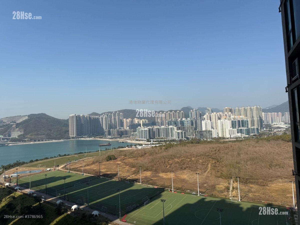 Hemera Sell 4 Bedrooms , 2 Bathrooms 941 ft²