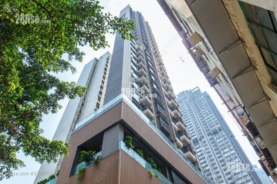 The Met. Sublime Sell 1 Bedroom , 1 Bathroom 259 ft²