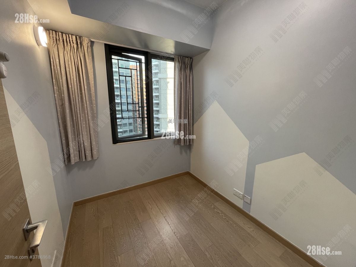 Solaria Rental 456 ft²