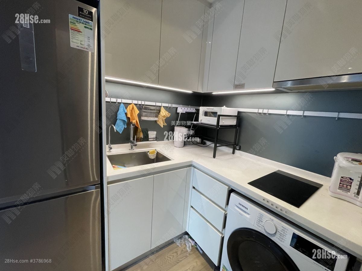 Solaria Rental 456 ft²