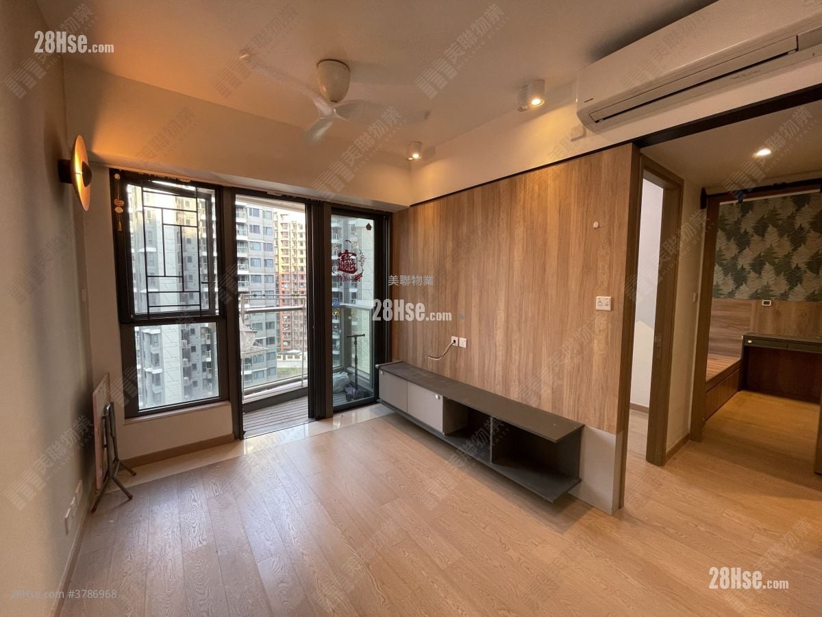 Solaria Rental 456 ft²