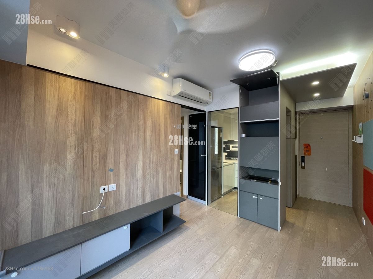 Solaria Rental 456 ft²