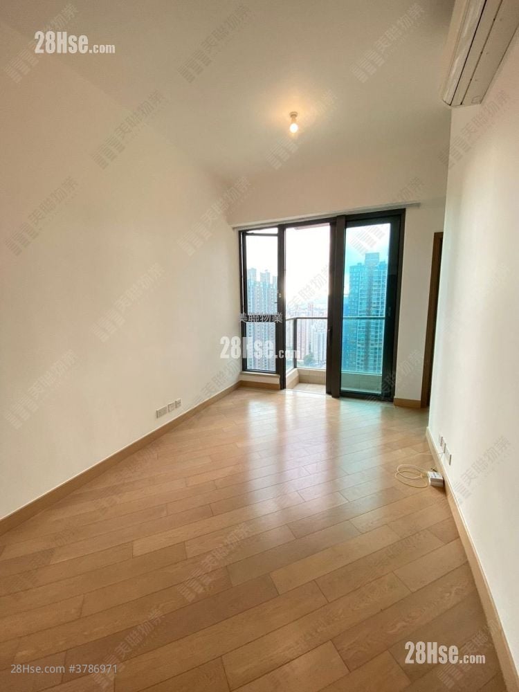 Grand Yoho Rental 519 ft²