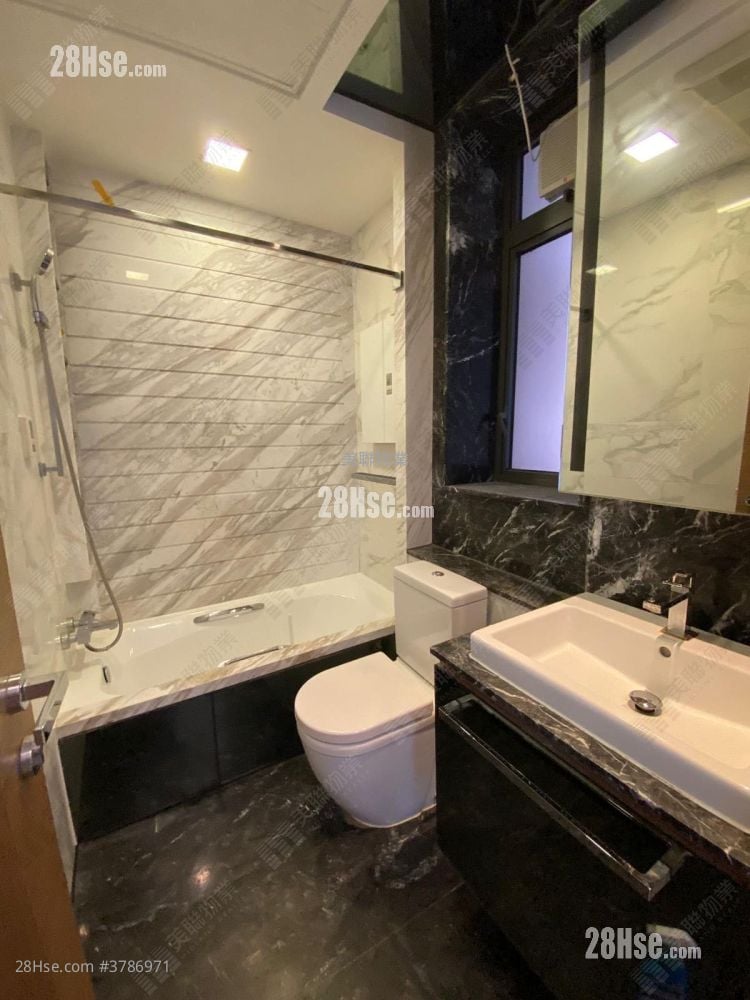 Grand Yoho Rental 519 ft²