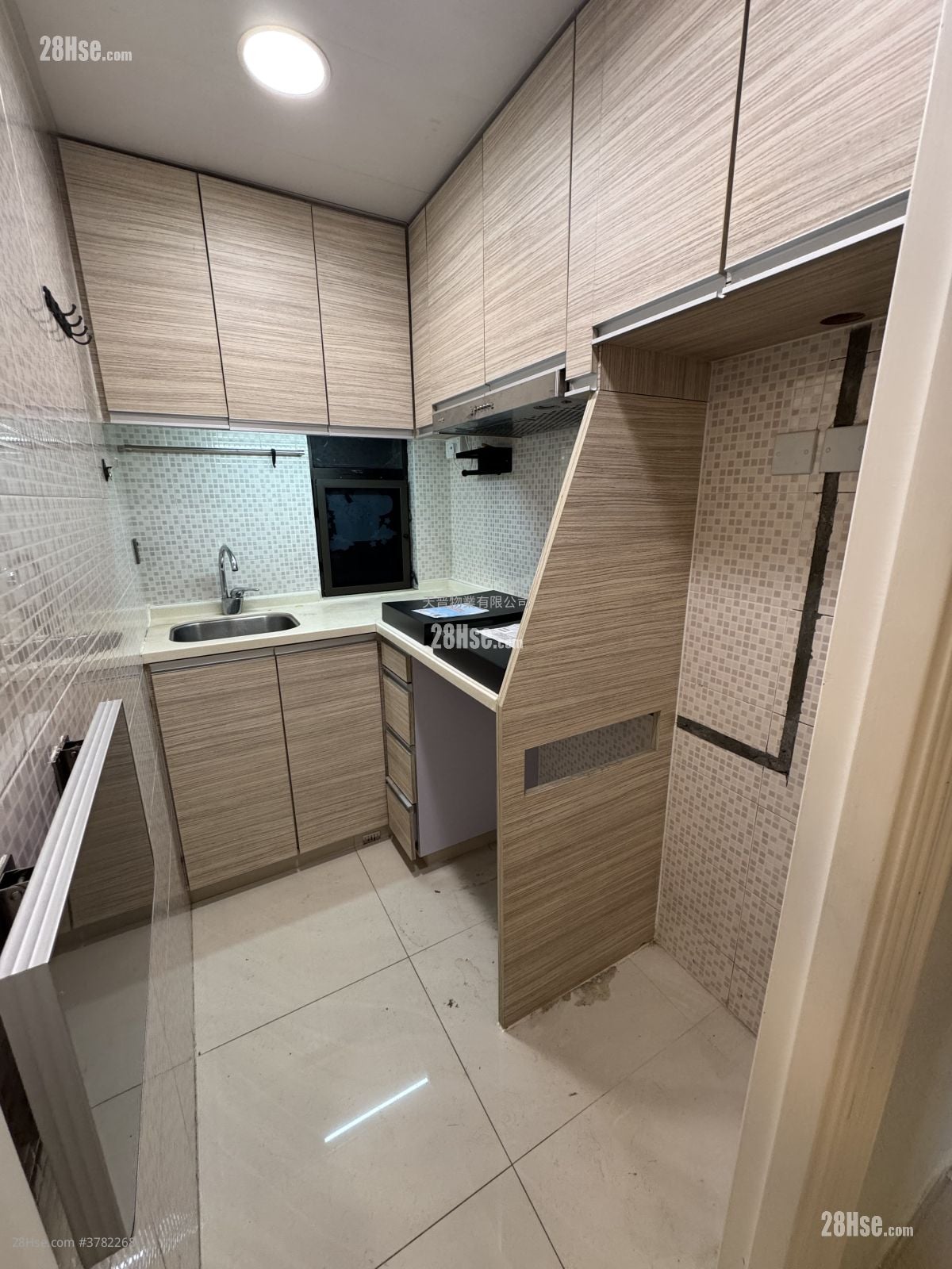 宝怡大厦 租盘 2 房 , 1 浴室 385 平方尺