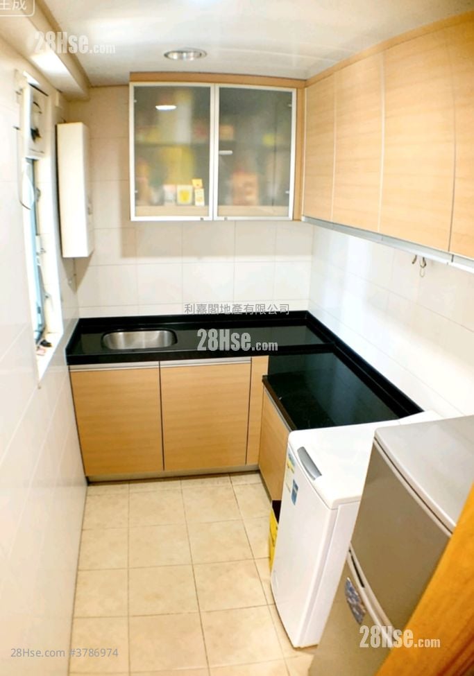 City One Shatin Sell 2 Bedrooms , 1 Bathroom 327 ft²