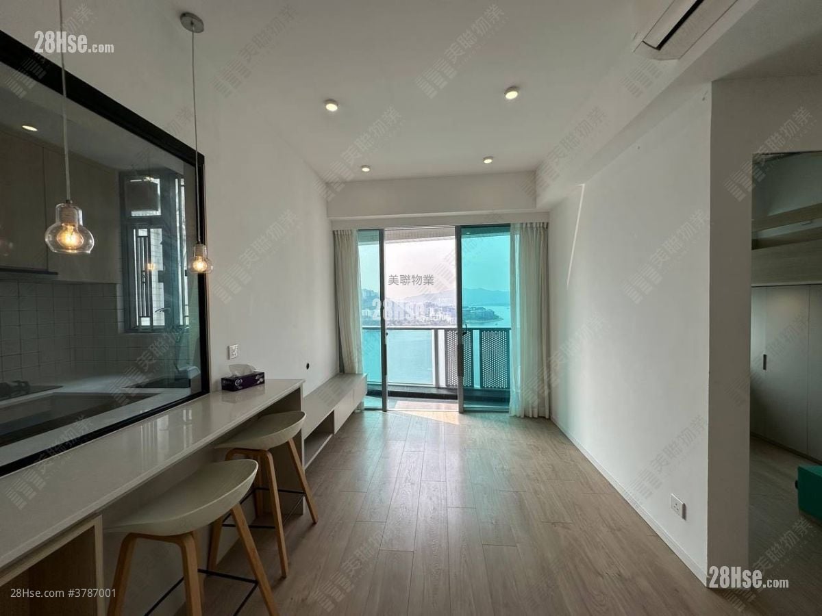 La Costa Rental 2 Bedrooms 466 ft²