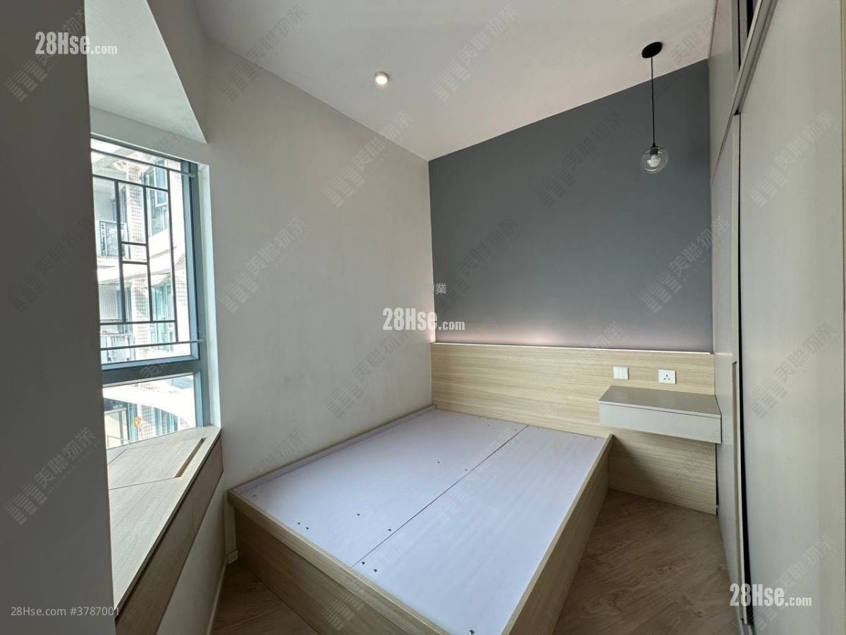 La Costa Rental 2 Bedrooms 466 ft²