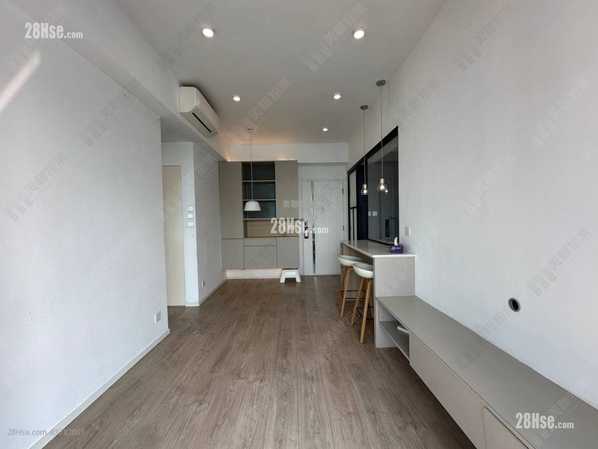 La Costa Rental 2 Bedrooms 466 ft²