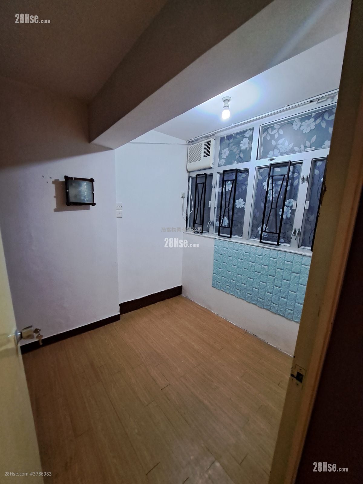 太隆楼 租盘 2 房 , 1 浴室 312 平方尺