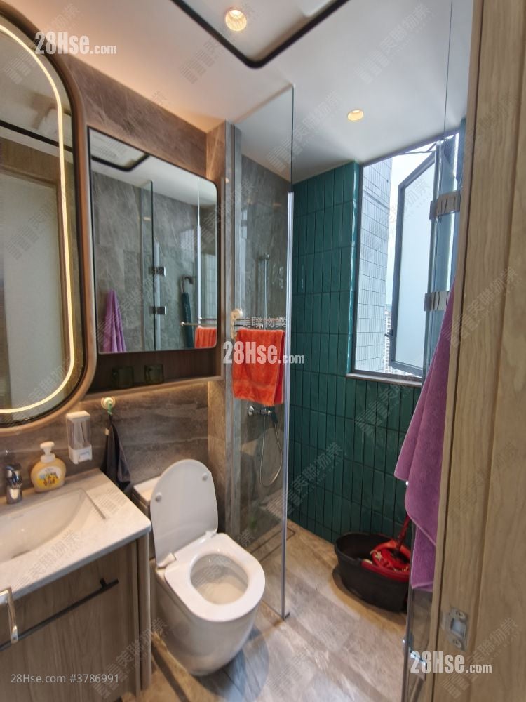 Hava Rental 370 ft²