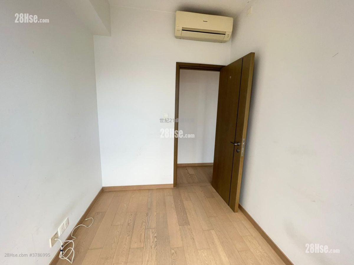 The Austin Sell 3 Bedrooms , 2 Bathrooms 981 ft²