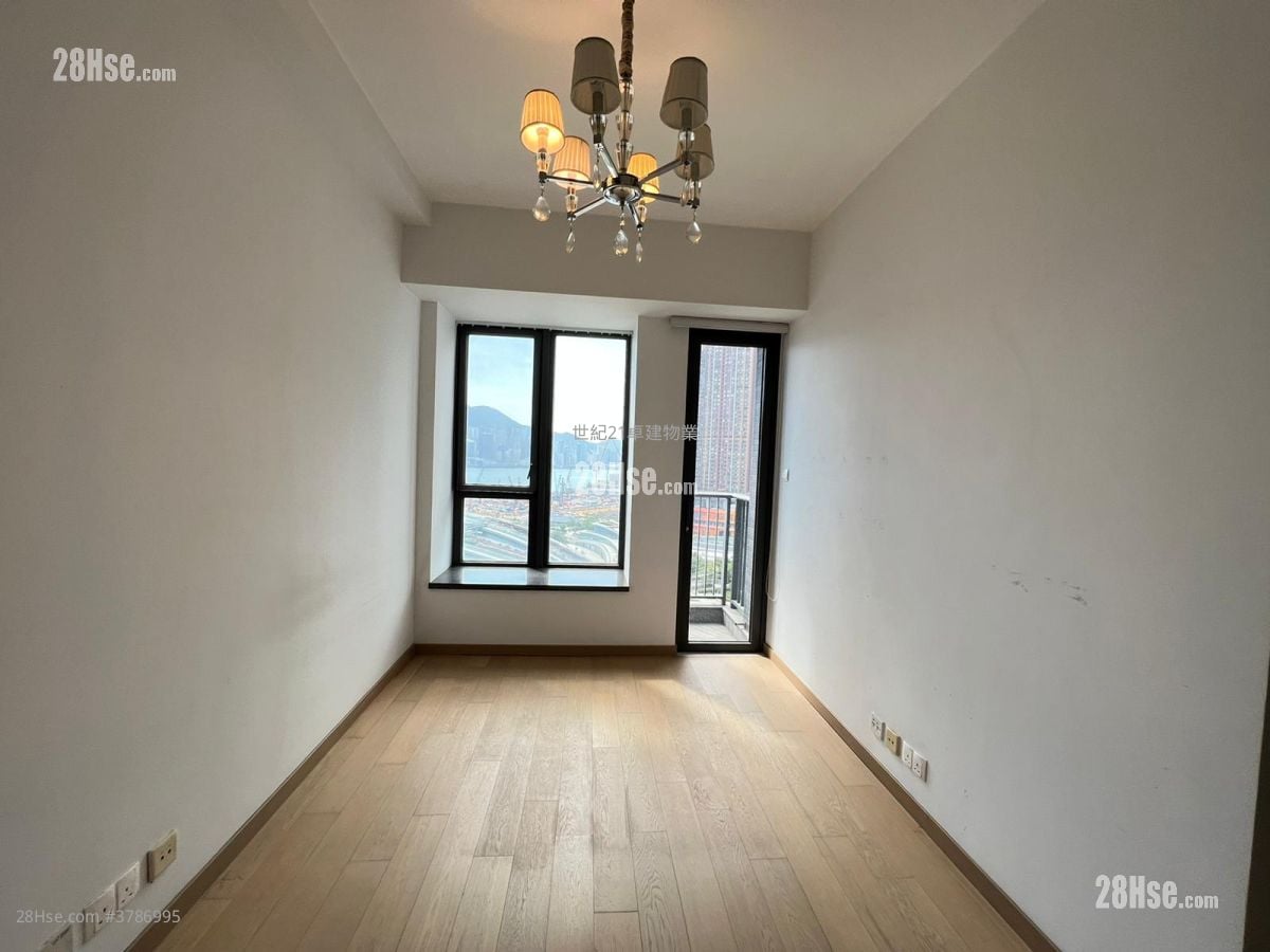 The Austin Sell 3 Bedrooms , 2 Bathrooms 981 ft²