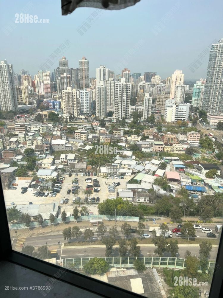 The Reach Rental 357 ft²