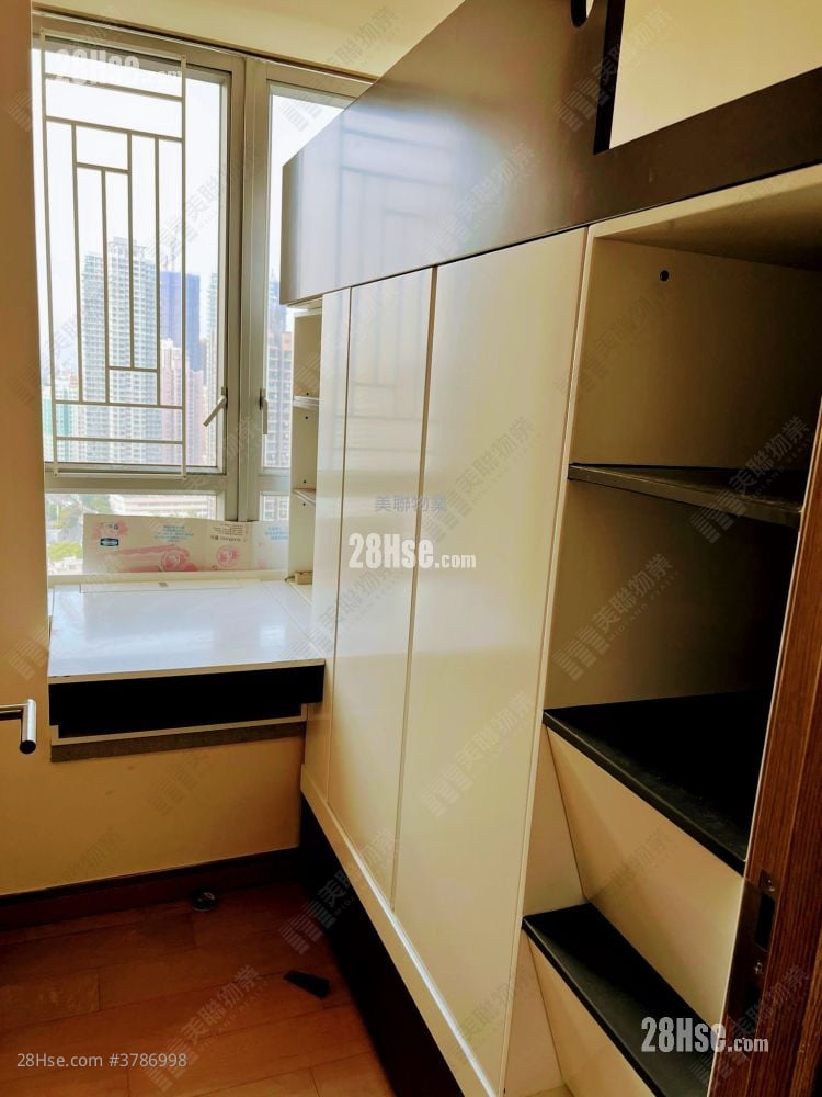 The Reach Rental 357 ft²