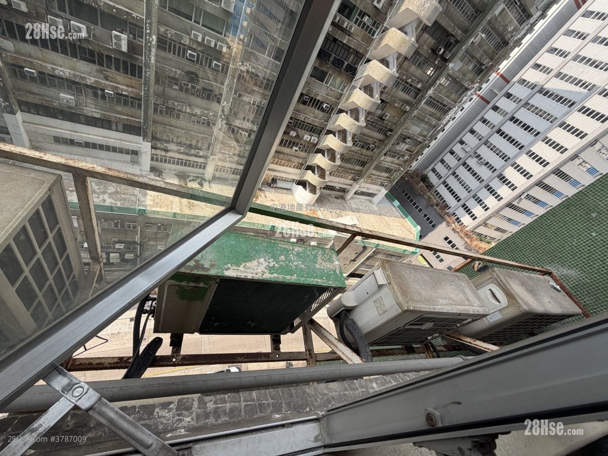 和丰工业中心 售盘 2 房 , 1 厕所 640 平方尺